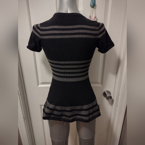 Rainbow Casual Black & Gray Stripped Tunic Sz M - Picture 3 of 4